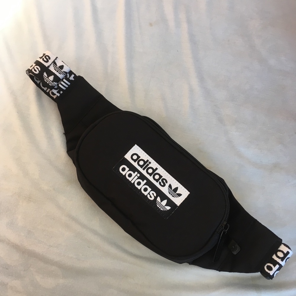 Adidas Essential Crossbody Bag - Black